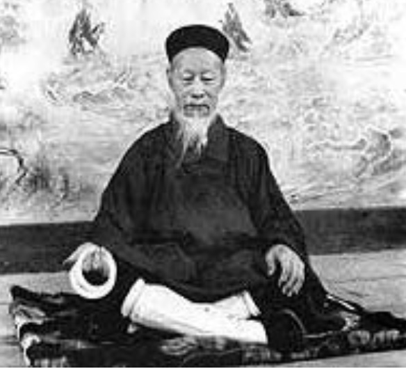 Mestre taoista meditando